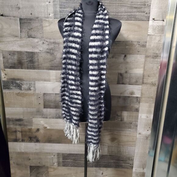 Nine West Black and Grey scarf - Picture 2 of 4
